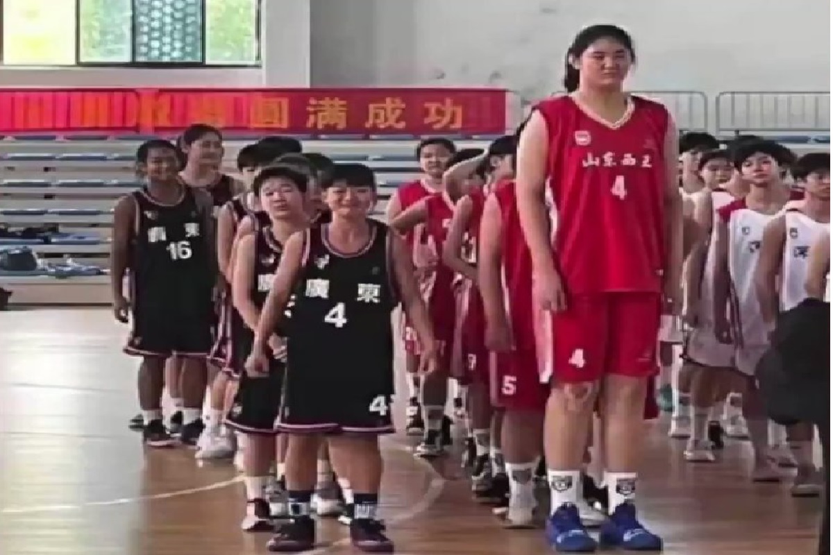 या सामन्यात जहांग जियुसमोर विरोधी संघ पूर्णपणे गारद झाला.