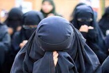 नेलपेंट, सँडल्सवरही तालिबान्यांचं 'राज'; अफगाणिस्तानात महिलांवर लादले क्रूर नियम