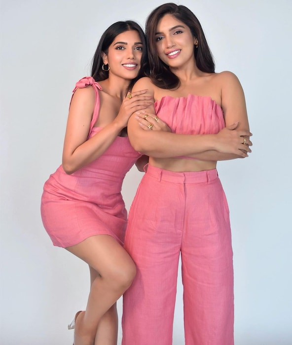 त्यामुळे समिक्षा आणि भूमी यांच्यात फारच साम्य आहे.