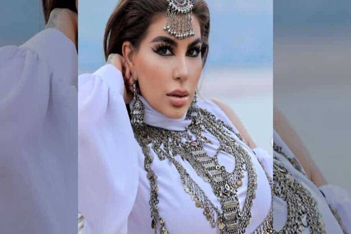 अफगाणिस्तानची (Afghanistan) लोकप्रिय पॉप स्टार आर्यना सय्यद (Aryana Sayeed) हीने गुपचूप तालिबानच्या तावडीतून पळ काढला आहे. अन्यथा तिच्यावर फार वाईट वेळ असती. तर याची माहिती तिने स्वतःच सोशल मीडियावरून दिली होती.