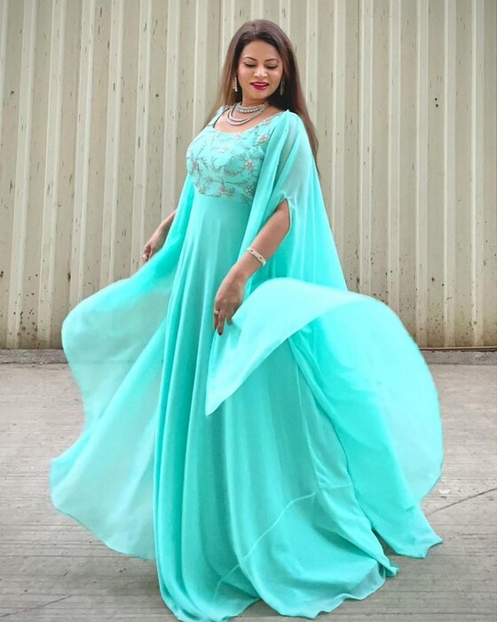 एबीपी न्युजला दिलेल्या मुलाखतीत मेघाने हा खुलासा केला आहे. तिने म्हटलं की, तिलाही अशा बोल्ड सीनच्या ऑडिशनची ऑफर आली होती. तर ऑडीशनमध्येच हे बोल्ड सीन करायला सांगितले होते.