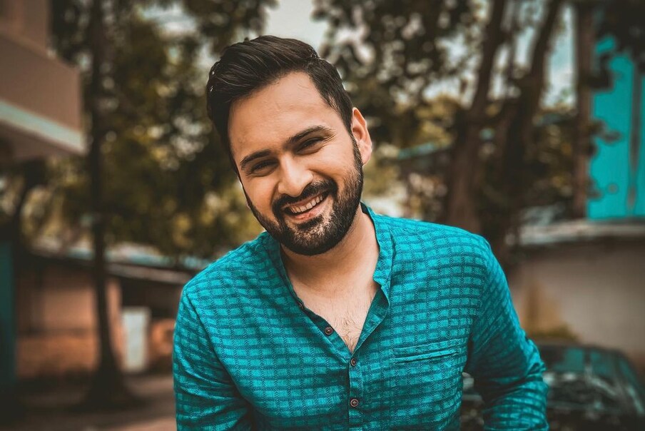 अभिनेता सिद्धार्थ चांदेकरनेसुद्धा 'सांग तू आहेस का?' मालिकेतून टीव्हीवर पुनरागमन केलं होतं. 