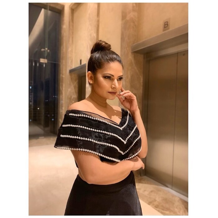 मेघाने सांगितलं की, तिला चार वर्षांपूर्वी अशी ऑफर आली होती. व एका हॉलिवूड सीरिजची ऑपर असल्याचं सांगण्यात आलं होतं. 