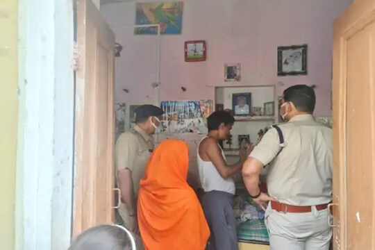 कुटुंबाला बंदुकीचा धाक दाखवून लुटले 16 लाख, निघताना सर्वांचे मोबाईलही फोडले