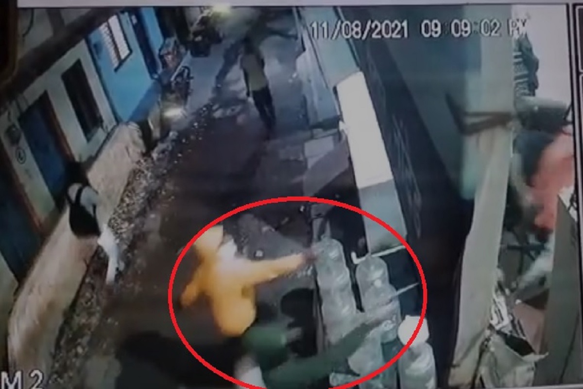 नांदेडमध्ये भाजप युवा मोर्चाच्या माजी शहराध्यक्षावर गोळीबार, घटना सीसीटीव्हीत कैद