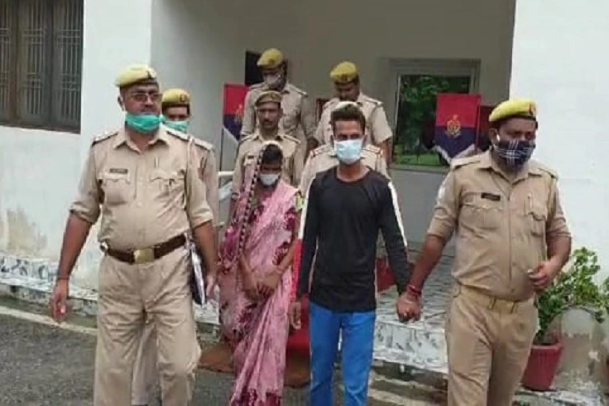 गच्चीवर झोपलेल्या पतीची प्रियकराच्या मदतीने हत्या, एका चपलेमुळे झाला खुनाचा उलगडा