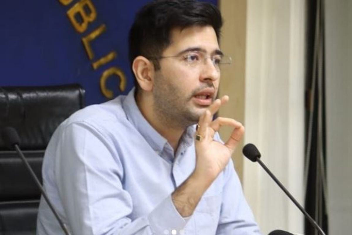 'वीज नको, राघव पाहिजे'; तरुणीच्या अजब मागणीवर आमदारानं दिलेली प्रतिक्रिया व्हायरल