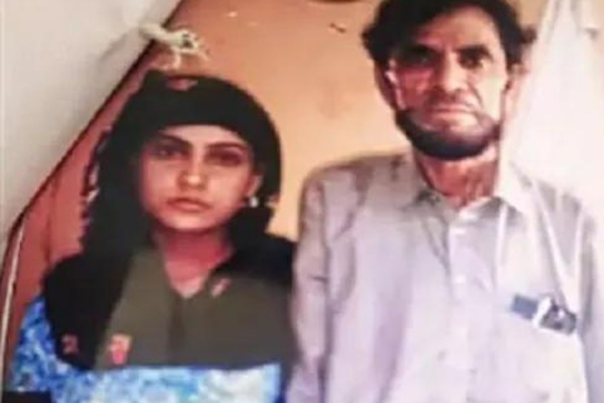 67 वर्षीय वृद्धाचा 19 वर्षाच्या तरुणीसोबत प्रेमविवाह; गावातील लोकांनी केले खळबळजनक आरोप