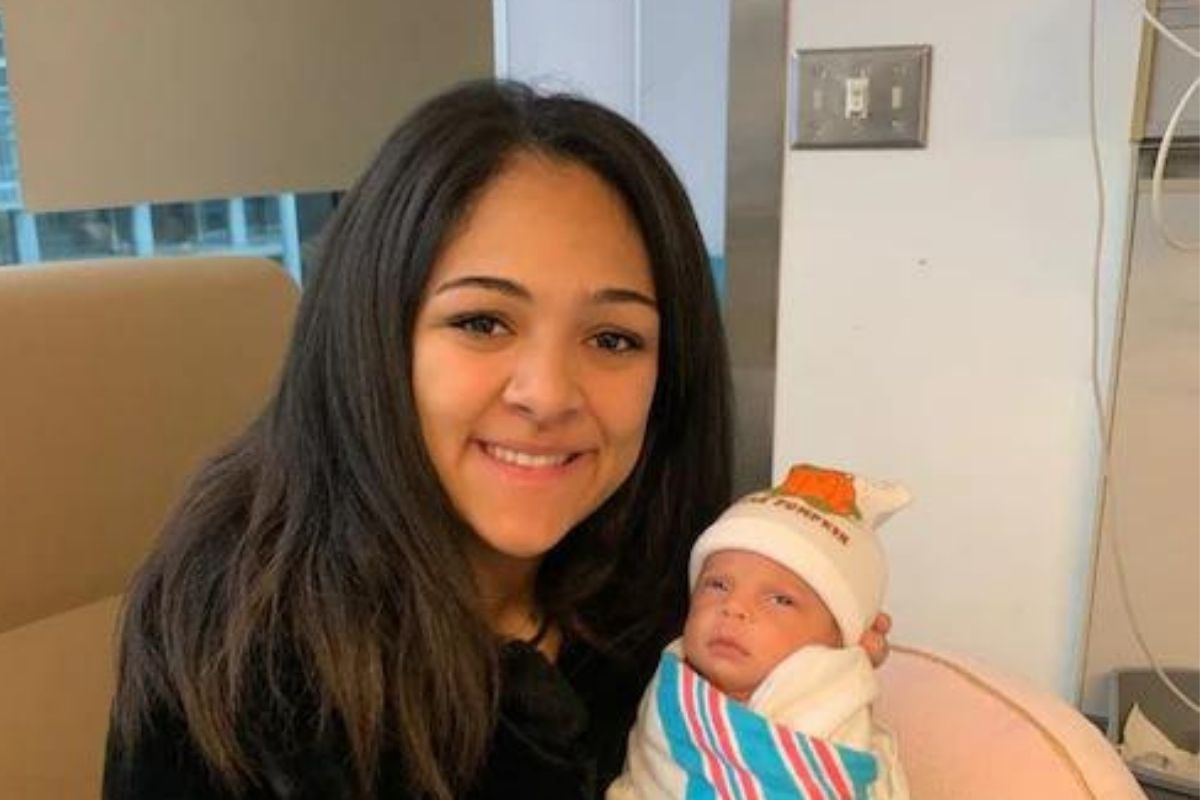 कायच्या काय! Sandwich नं केलं महिलेला गरोदर? टेस्ट करताच निघाली 5 महिन्यांची गर्भवती