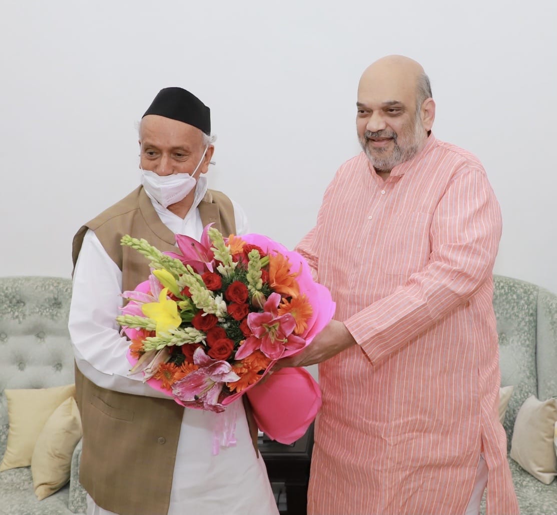 Governor Bhagat Singh Koshyari met Union Home Minister Amit Shah in New Delhi.