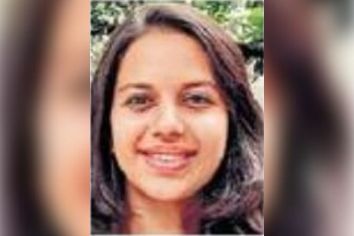 पुण्यातील अदिती कटारे हिची नुकतीच भारतीय वायुदलात निवड झाली आहे.  (फोटो-लोकमत)