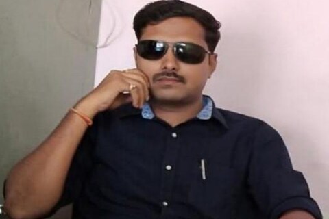 ते गेल्या सहा महिन्यांपासून ड्युटीवर सातत्याने गैरहजर होते तसंच मानसिक तणावात असल्याचे पोलीस विभागाकडून सांगण्यात येत आहे. 