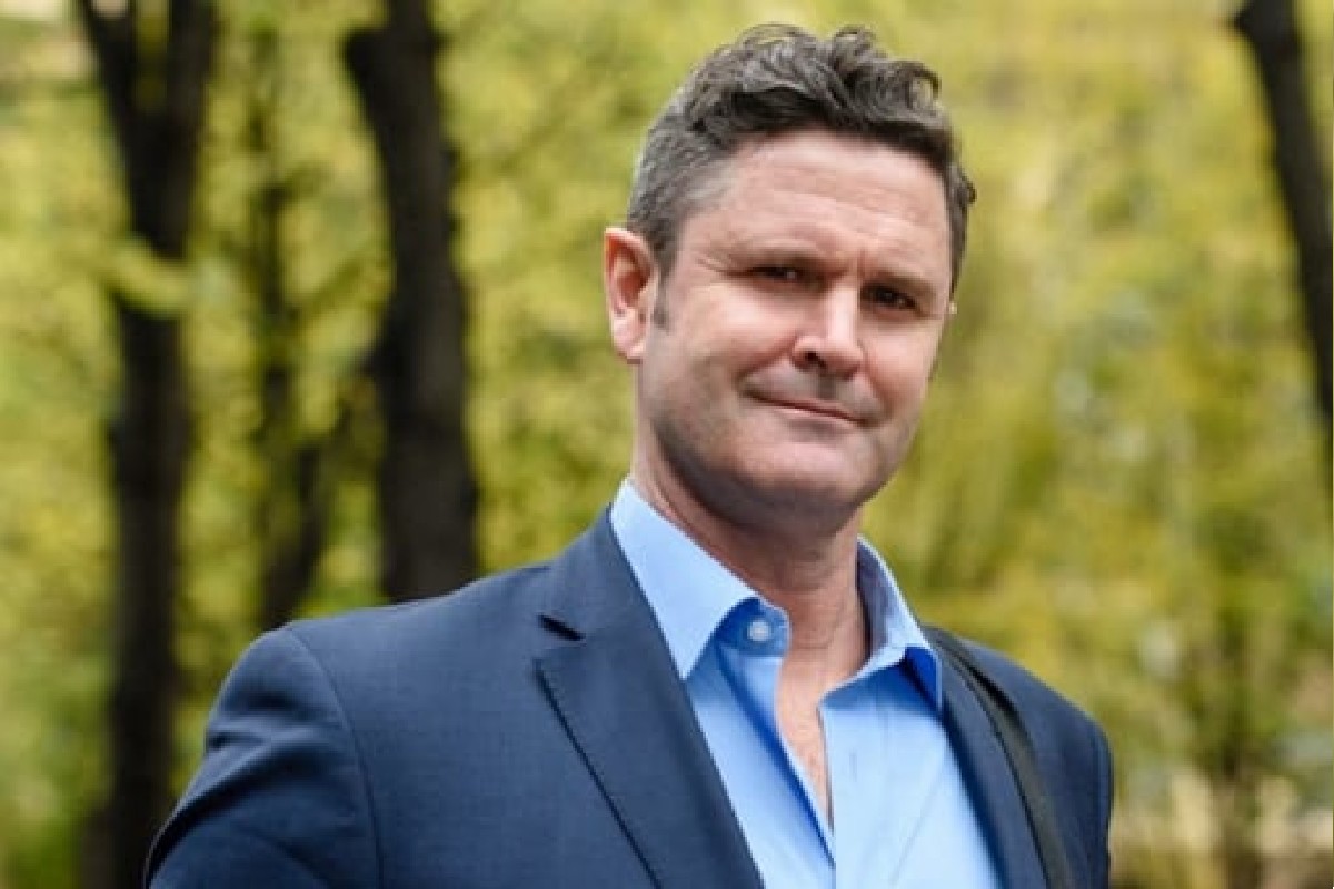 ख्रिस क्रेन्सच्या तब्येतीबाबत महत्त्वाची अपडेट, ऑल राऊंडर देतोय मृत्यूशी झुंज