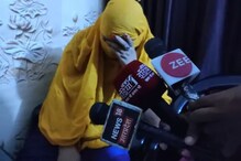 कानात डिव्हाइस घालून परीक्षा देताना रंगेहात पकडलं; पोलिसांकडून चौकशी सुरू कानात डिव्हाइस घालून परीक्षा देताना रंगेहात पकडलं; पोलिसांकडून चौकशी सुरू