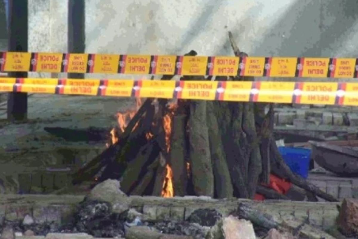 9 वर्षांच्या चिमुरडीची बलात्कारानंतर हत्या; चितेजवळ मिळालेल्या पुराव्यांमुळे पुजाऱ्याचं घृणास्पद कृत्य उघड; फॉरेन्सिक टीमचे अधिकारीही हैराण