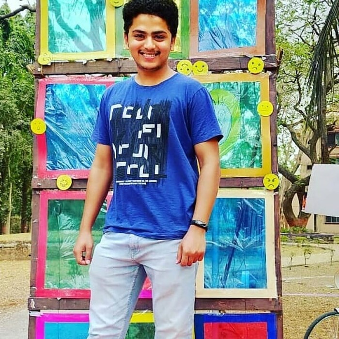 तुषार जामखेडकर - तुषार जामखेडकर हे पात्र अभिनेता आकाश पाटील साकारत आहेत. या मालिकेत तुषार हे पात्र कीर्तीचे धाकटे दिर आहेत. ते खूपदा आपल्या आईसोबत दिसत असतात.