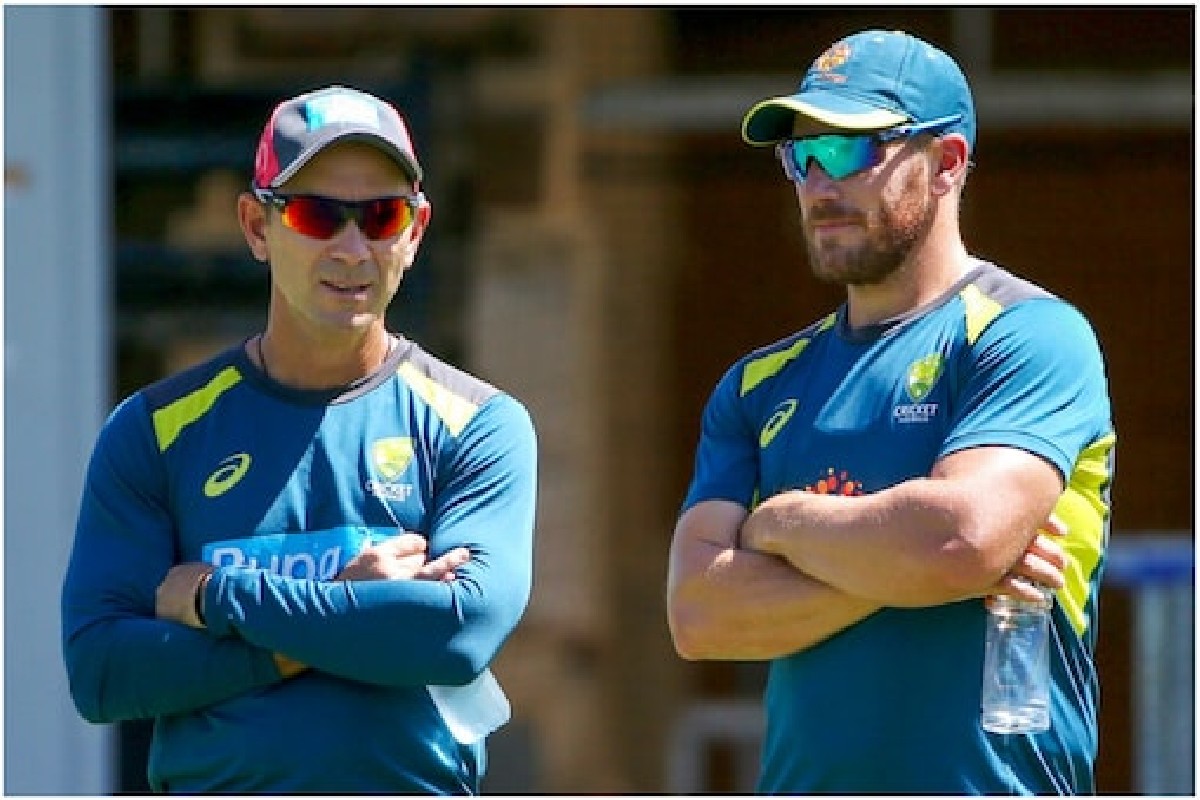 ऑस्ट्रेलियन टीममध्ये फूट, 'या' बॅट्समनचा कोचला पाठिंबा, सहकाऱ्यांना म्हणाला...