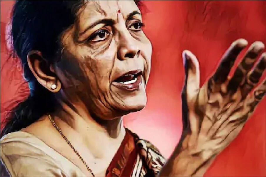 निर्मला सीतारामन यांचे लग्न डॉक्टर पराकाला प्रभाकर यांच्याशी झाले. त्यांचे पती पराकाला प्रभाकर आंध्रप्रदेशचे रहिवासी आहेत. सीतारामन जेएनयूमध्ये शिक्षण घेत असताना त्यांची ओळख झाली.