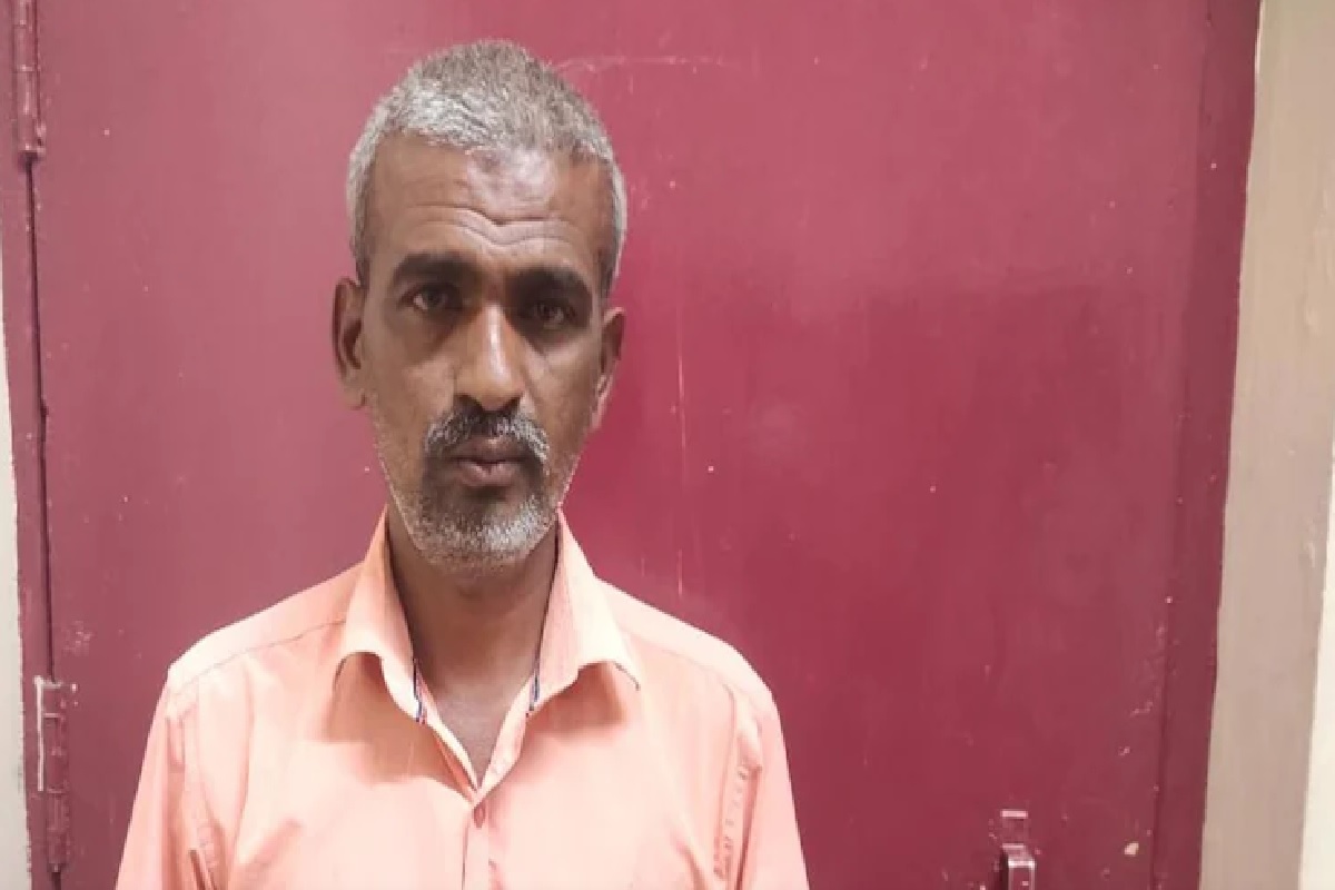 क्रूरतेचा कळस! मुलीनं Love Marriage केलं म्हणून जन्मदात्यानेच तिच्या मानेवर चालवला पेपर कटर