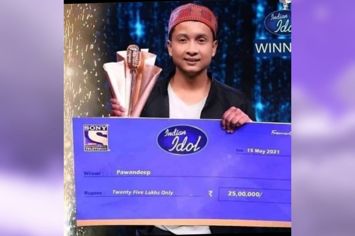 Indian Idol 12 : पवनदीप झाला विजेता? ट्रॉफी आणि चेकचा फोटो व्हायरल