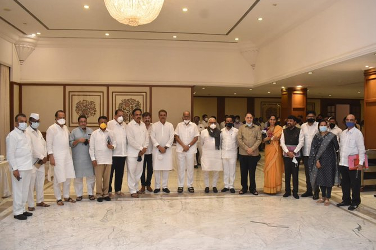 स्थानिक निवडणुका 'या' महिन्यात? शरद पवारांनी दिले कामाला लागण्याचे आदेश!