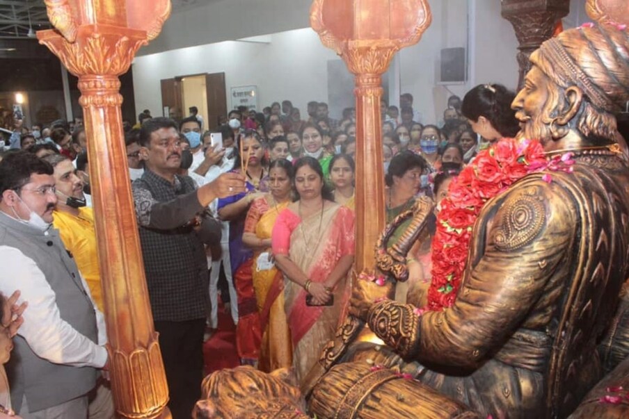 युती व्हावी का या प्रश्नाला आता काही अर्थ नाही. आता खूप वेळ झाला.