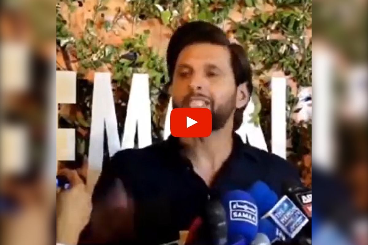 शाहिद आफ्रिदीनं थेट तालिबानी दहशतवादी संघटनेचं कौतुक केलं आहे.