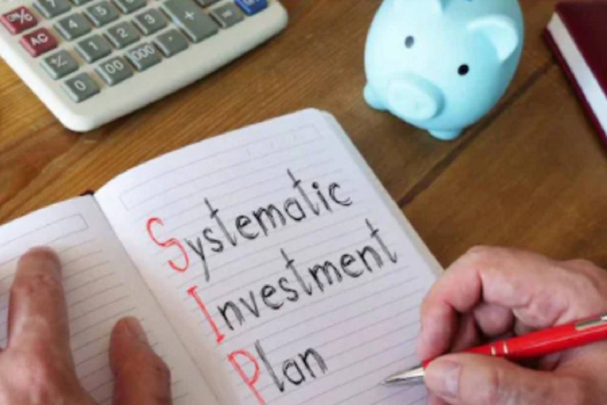 SIP सुरु करण्याचा विचार करताय? मग कधीच करू नका 'या' चुका; अन्यथा होईल मोठं नुकसान