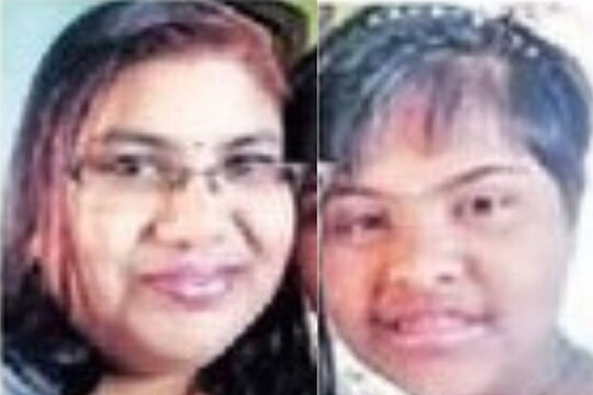 एका महिलेनं आपल्या सात वर्षांच्या चिमुकलीसह नदीपात्रात उडी घेत आत्महत्या केली आहे. (फोटो-लोकमत)