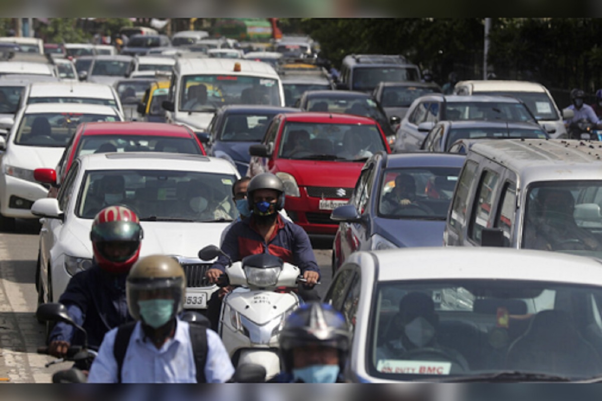 Traffic नियमांचं उल्लंघन केल्यास दंड भरण्याबाबत नवा नियम, तुमच्यावर असा होणार परिणाम