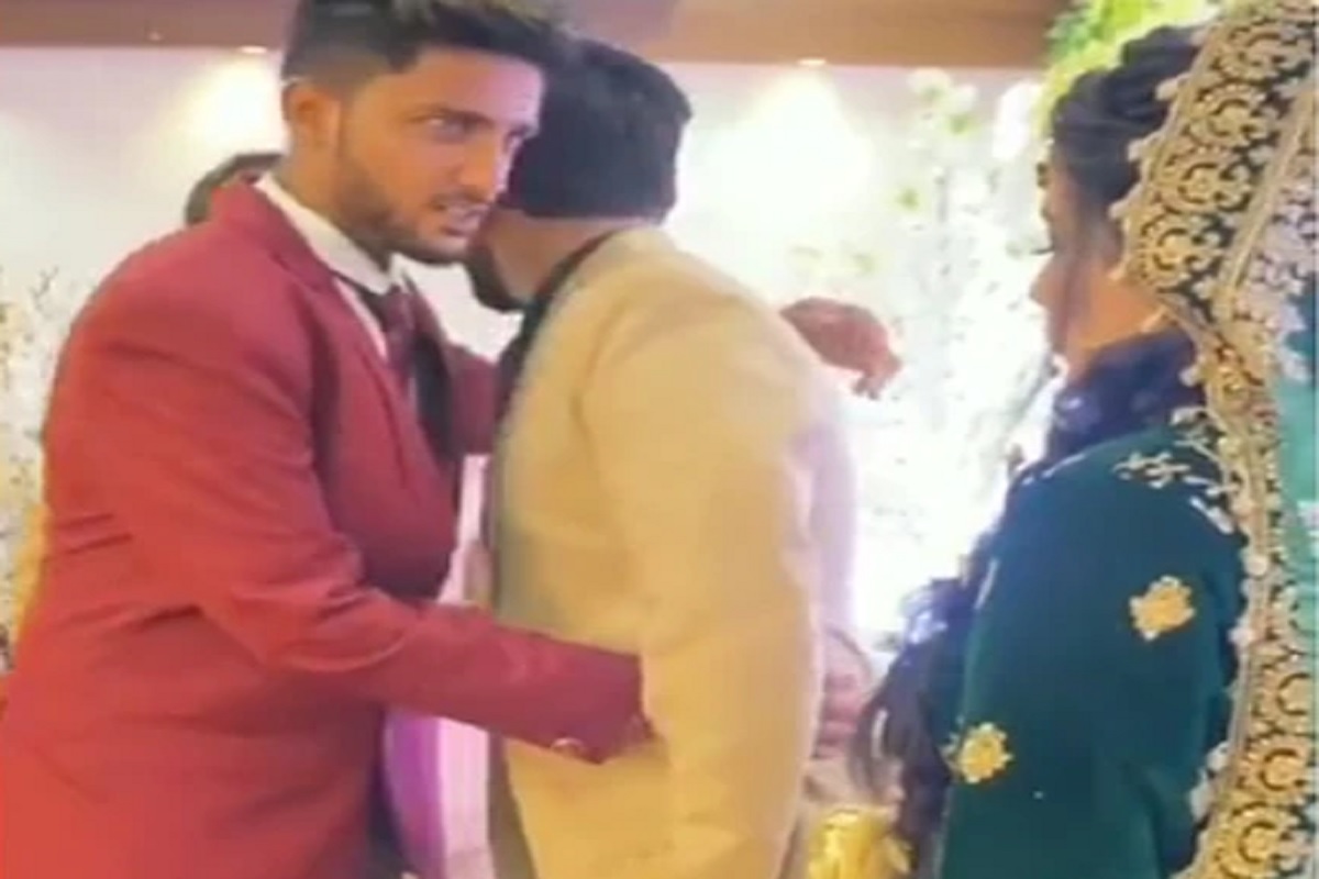 एक्स-गर्लफ्रेंडच्या लग्नाला आला एक्स-बॉयफ्रेंड.