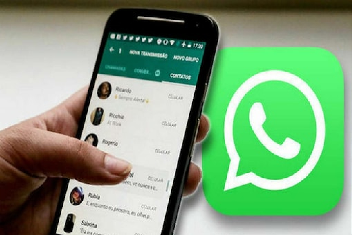 WhatsApp वरच्या या धोकादायक मेसेजपासून सावधान! बँक अकाऊंट होऊ शकतं हॅक