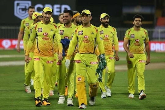 IPL 2021, MI vs CSK : चेन्नईचा एकटा खेळाडू मुंबईवर भारी, ठोकल्या 200 सिक्स