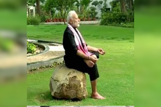सरकारी अधिकाऱ्यांना आता दररोज 5 मिनिटांचा मिळणार 'योग ब्रेक'; Y-Break App डाऊनलोड करण्याच्या सूचना