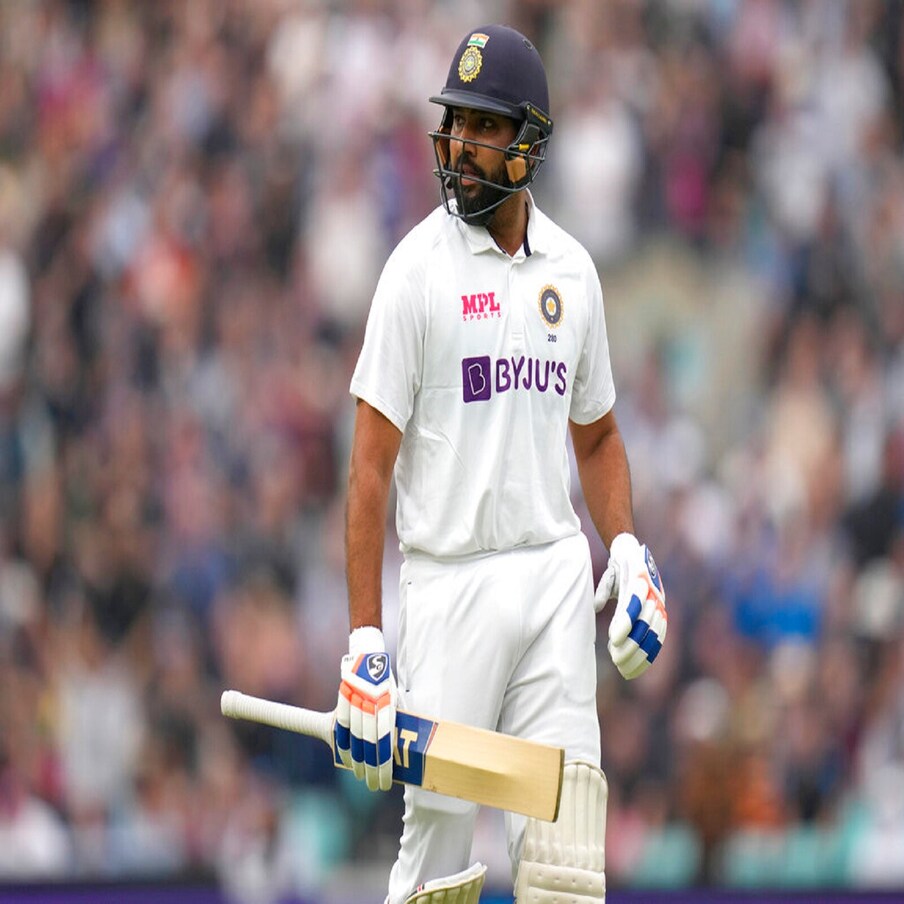 रोहितला 2018 साली झालेल्या इंग्लंड दौऱ्यात टेस्ट टीममधून वगळण्यात आले होते. त्यानंतर त्यानं आगामी काळाबाबत भविष्यवाणी या ट्विटमधून केली होती. (AP)