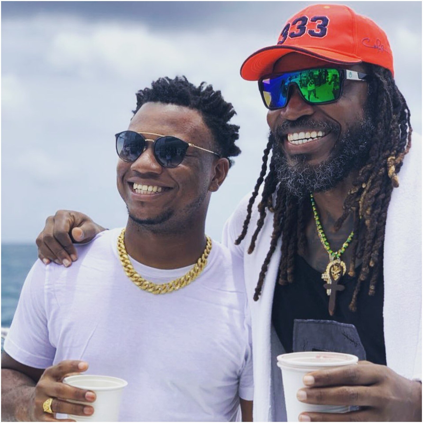 मुंबई, 12 सप्टेंबर: आयपीएल स्पर्धा सुरू होण्यापूर्वी राजस्थान रॉयल्ससाठी (RR) आनंदाची बातमी आहे. त्यांचा बॅट्समन एविन लूईसनं (Evin Lewis) कॅरेबियन प्रीमियर लीगमध्ये (CPL) शतक झळकावलं आहे. हे त्याचं टी20 क्रिकेटमधील पाचवं शतक आहे. त्यानं हे शतक झळकावून टीमला सेमी फायनलमध्ये पोहचवलं आहे. (Evin Lewis Instagram)