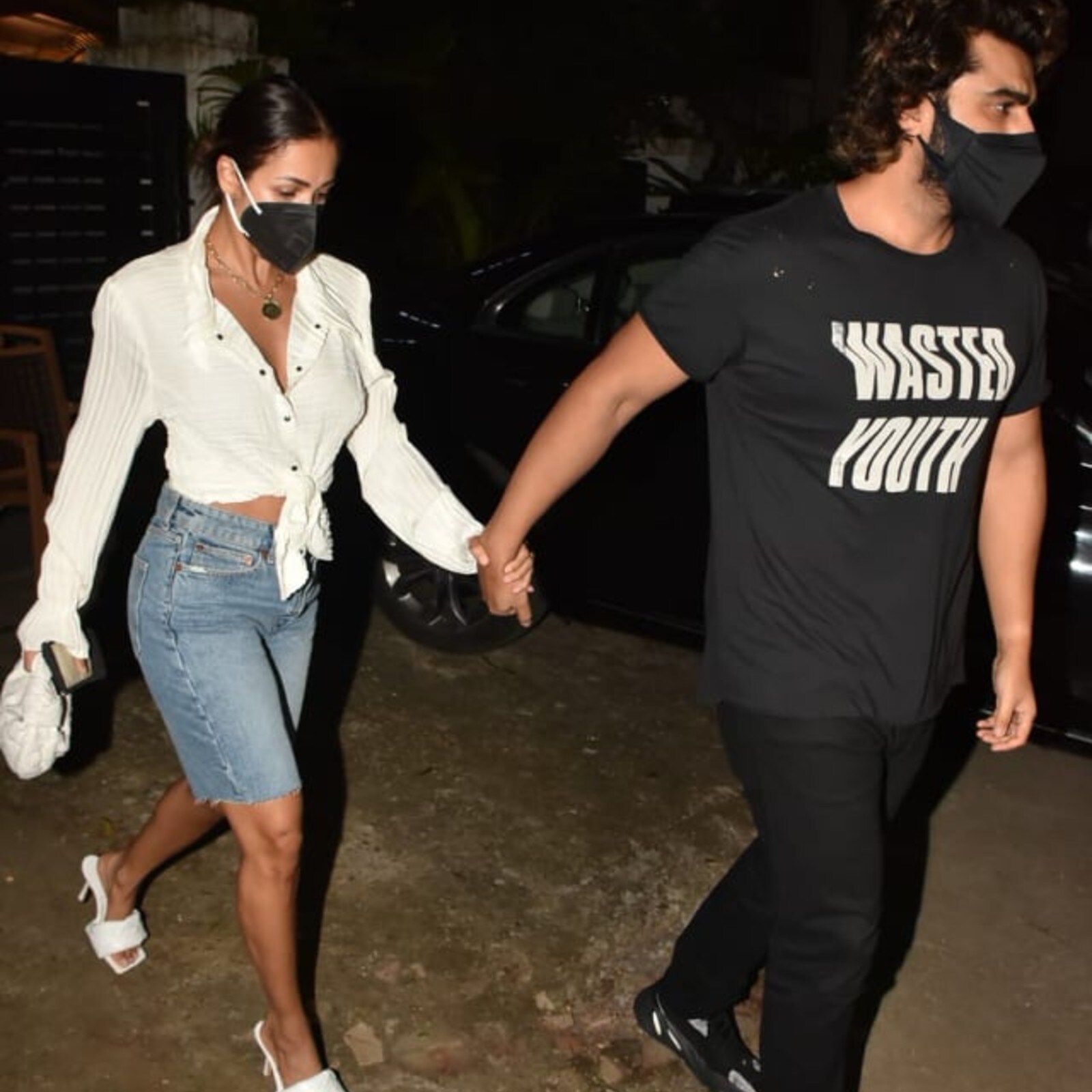 Video : मलायका अरोरा चालवत होती सायकल आणि अर्जुन कपूरने गुपचूप केलं हे काम