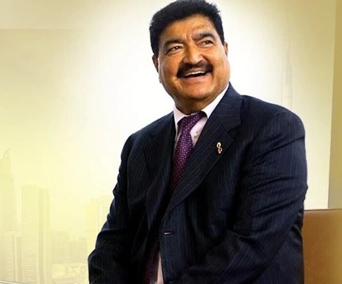 एकेकाळी बावगुथु रघुराम शेट्टी हे भारतासह UAE तील श्रीमंत असे उद्योजक होते. त्यांच्याकडे तीन बिलियन म्हणजे 300 कोटींहून अधिक संपत्ती होती. (Image Credit: CNBC-TV18)