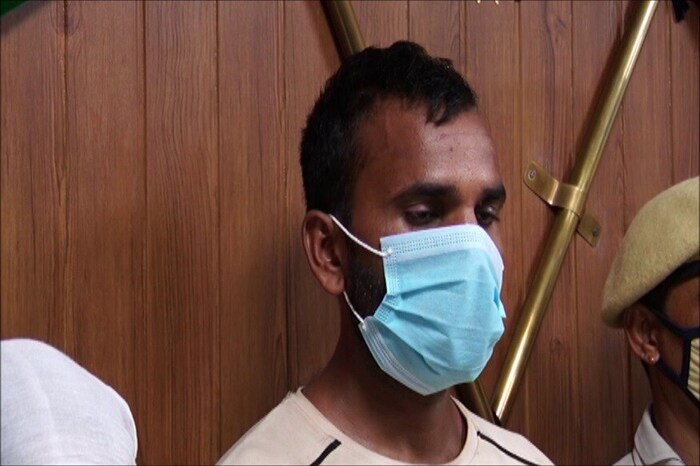 तिचा प्रियकर आसिफ त्याच्या पालकांच्या संमतीने लग्न करणार होता. त्यासाठी त्याने सोनियाला सोडायचा निर्णय घेतला होता. यावरून दोघांच्यात वाद झाला आणि तिने आपल्या प्रियकराचा खून केला. 