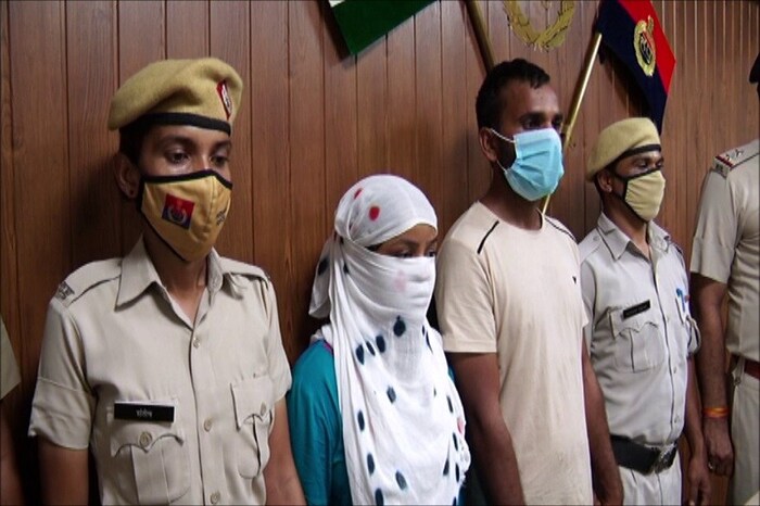 गुरूग्राम पोलिसांनी या खून प्रकरणात वापरण्यात आलेल्या काठ्या आणि लोखंडी रॉड जप्त केला आहे. पोलिसांनी दिलेल्या माहितीनुसार दोन्ही मारेकरी UP चे रहिवासी आहेत आणि गुरुग्राममध्ये राहून नोकरी करत होते.
