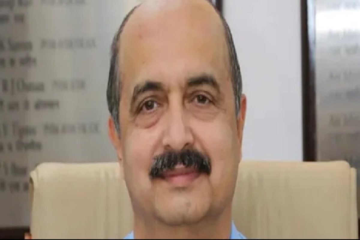 ताजी बातमी: एअर मार्शल व्ही. आर. चौधरी होणार नवे हवाई दल प्रमुख, मोदी सरकारचा निर्णय