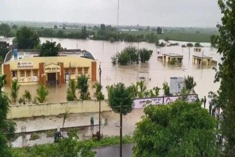 Flood situation after heavy rainfall in some districts of Maharashtra: महाराष्ट्रातील अनेक जिल्ह्यांत मुसळधार पाऊस सुरू आहे.
