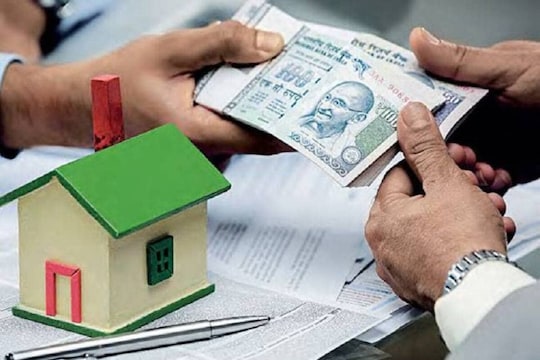 होम लोन घेऊन घर खरेदी करणाऱ्या किंवा घर बांधू इच्छिणाऱ्यांनी करसवलतीचा लाभ मिळावा यासाठी या गोष्टी लक्षात ठेवणं आवश्यक आहे.