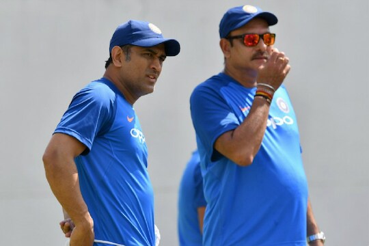 T20 World Cup 2021: टीम इंडियाच्या निवडीनंतर रवी शास्त्रींची पहिली प्रतिक्रिया, धोनीबद्दल म्हणाले...