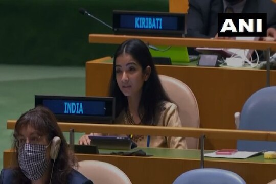 UN च्या आमसभेत इम्रान खान यांना सडेतोड उत्तर देणाऱ्या स्नेहा दुबेंचं कनेक्शन थेट पुण्याशी