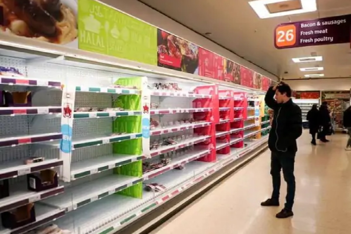 ब्रिटिशांसमोर अजब पेच! 78 लाख रुपये पगार देऊनही मिळत नाहीत ट्रक ड्रायव्हर, किराणा आणि पेट्रोलचा ठणठणाट