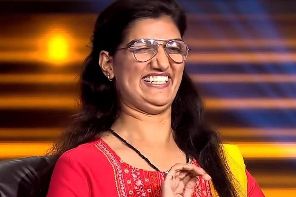 KBC13 मध्ये हिमानी बुंदेलाला 7 कोटींसाठी विचारण्यात आला होता हा प्रश्न