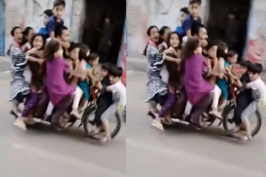 OMG! एका दुचाकीवर तब्बल 13 जणांनी केला प्रवास; VIDEO पाहून चक्रावून जाल