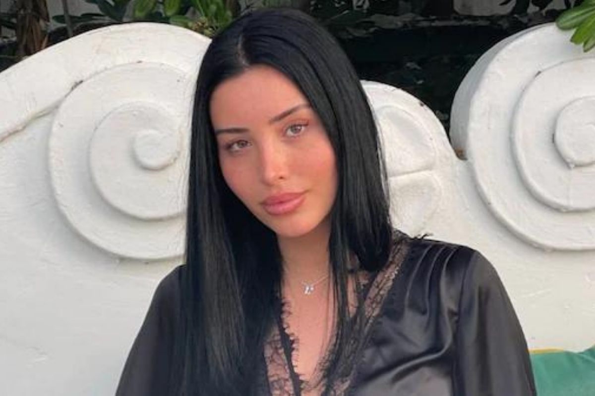 फोटोग्राफरनं केलेली ती कमेंट ऐकून भडकली मॉडेल; सर्वांसमोरच घडवली अद्दल, VIDEO VIRAL