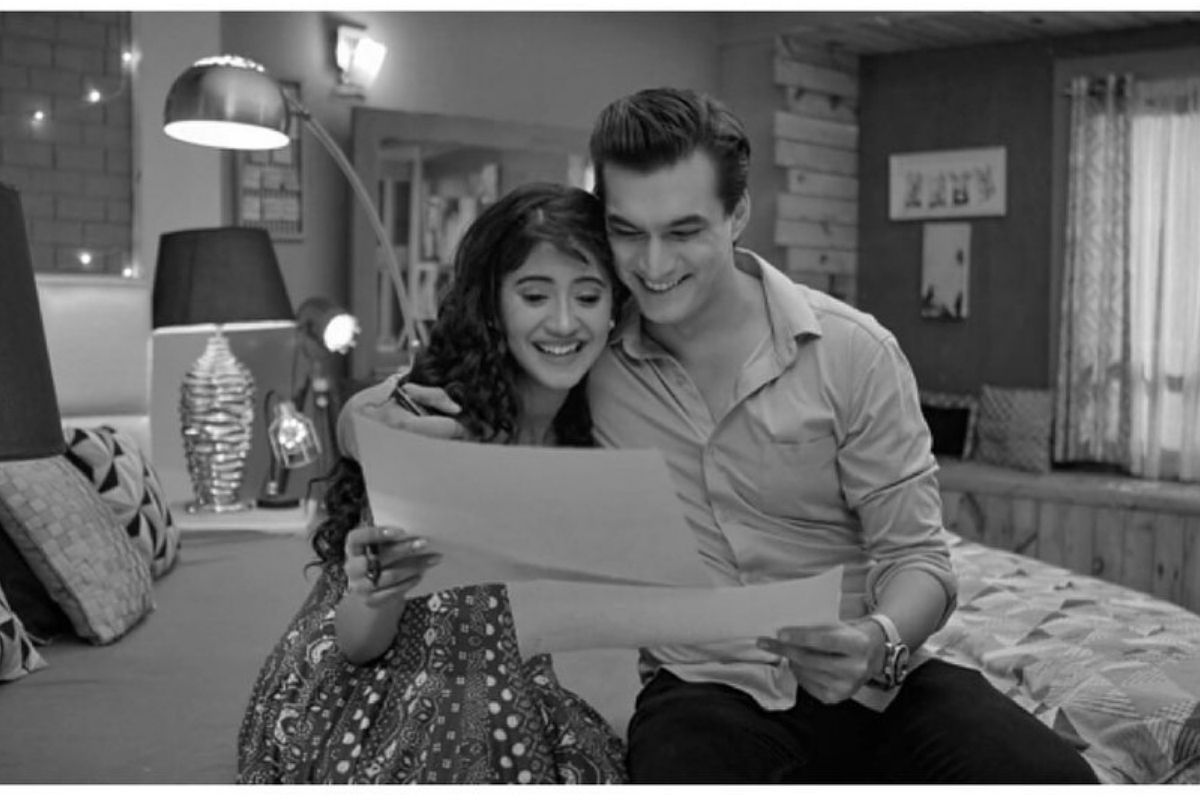 Bigg Boss15:'ये रिश्ता..'फेम शिवांगी जोशी-मोहसीन खानला बिग बॉससाठी मिळाली इतक्या कोटींची ऑफर!